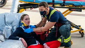 911 служба спасения 4 сезон 8 серия — кадр