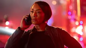 911 служба спасения 7 сезон 10 серия — кадр